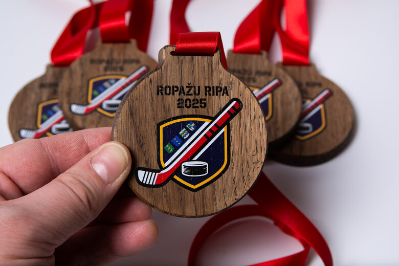 Wooden medals with print or engraving – 4