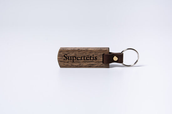 Atslēgu piekariņš SUPERTĒTIS