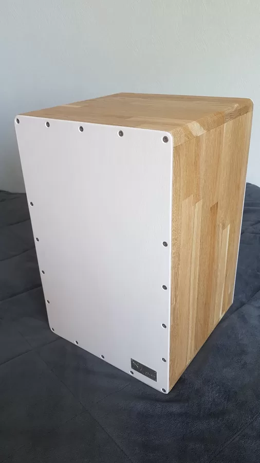 Music instrument – cajon.