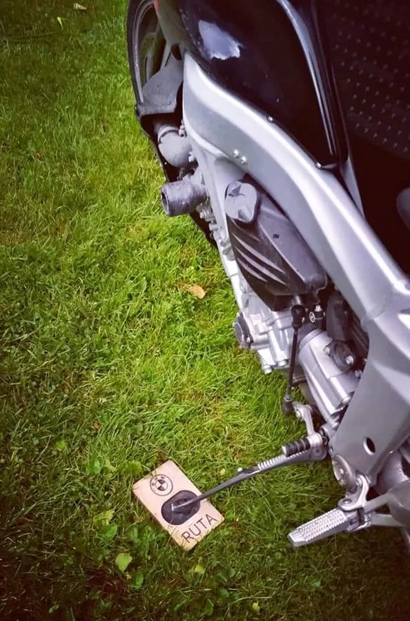 Pad for motorcycle made out or birch plywood